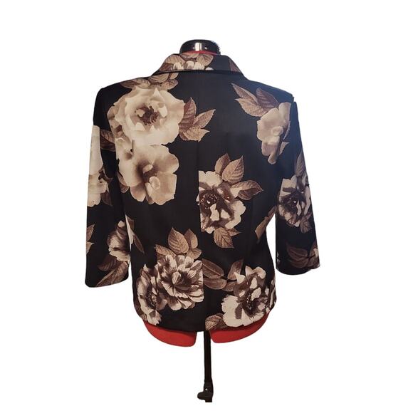 New York Clothing Co floral black and white single button blazer, size large - Picture 2 of 4